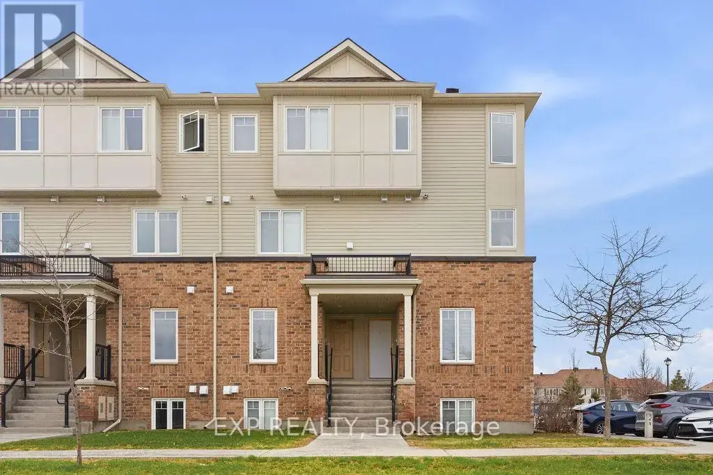 32 - 2621 Longfields Drive, Ottawa